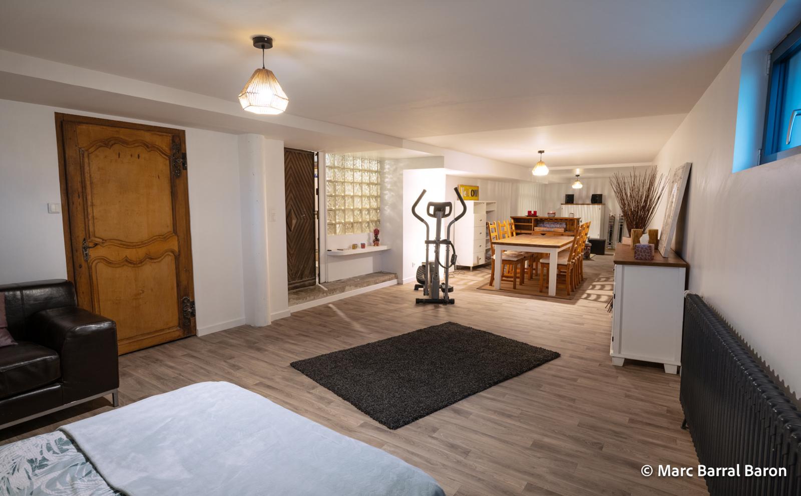 Salle de loisirs · 57 m² · Rez-de-jardin